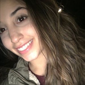 Meet your Posher, Brittany